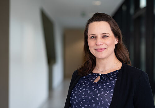 Prof. Dr. Melanie Verhovnik-Heinze – Professorin Angewandte Wirtschafts- und Medienpsychologie (AWM)