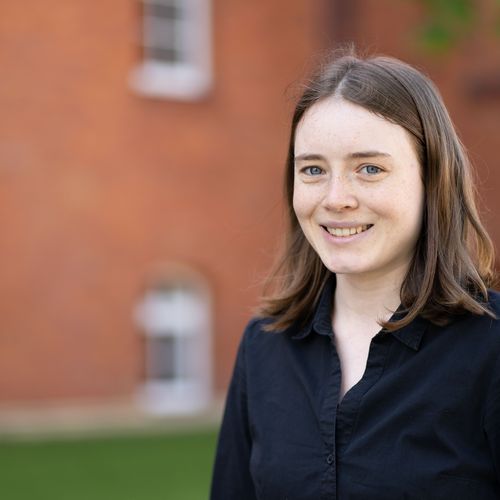 Annika Stiehl – Wissenschaftliche Mitarbeiterin DyCA und DeepEEG