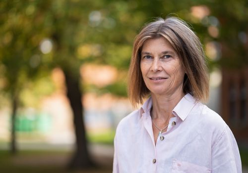 Beate Dettmar – Mitarbeiterin Bibliothek