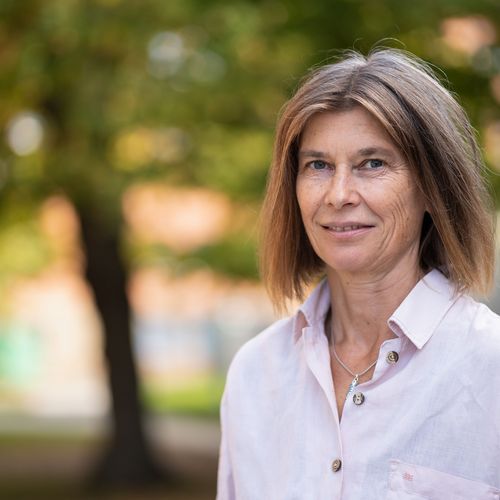 Beate Dettmar – Mitarbeiterin Bibliothek