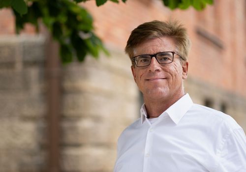 Prof. Dr. Oliver Lehmeier – Professor Betriebswirtschaft (BW)