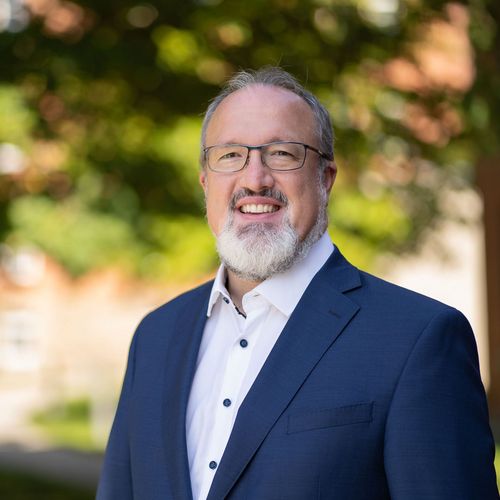 Prof. Dr.-Ing. Sascha Müller-Feuerstein – 